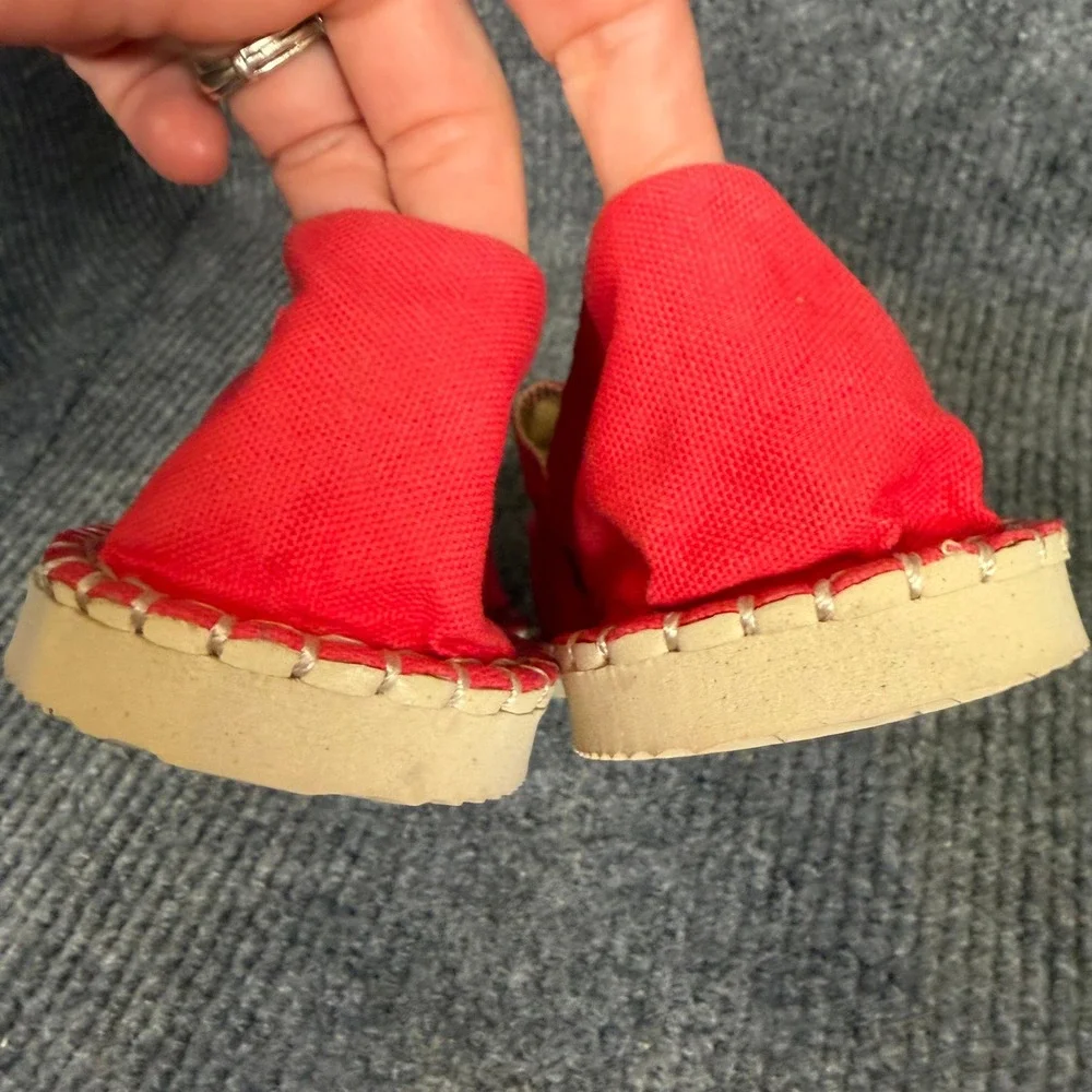 Havaianas Flat Espadrilles Women US 8M Red Comfort Travel Casual Boho Shoes
